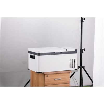 Přenosný chladič 20l pro auto